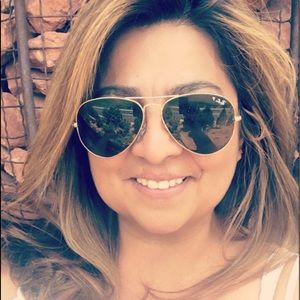 Meet your Posher, Shelly